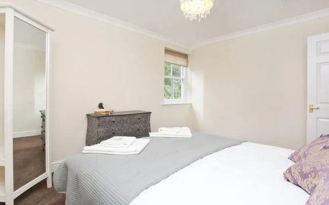 Saint Lawrence Apartment 1