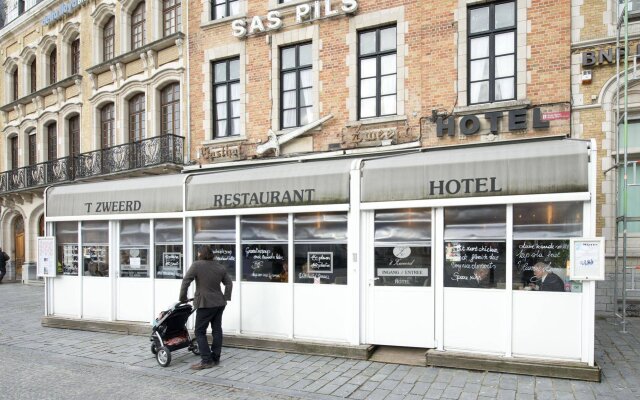 Hotels in Ypres - Book on