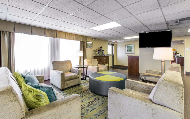 Quality Inn Fitzgerald