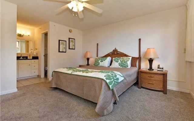 Royal Kahana 1012 by RedAwning