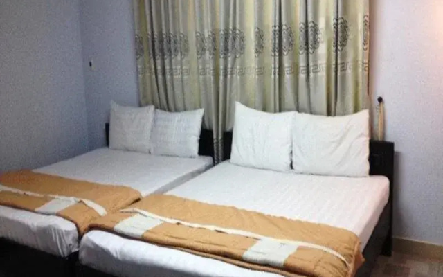 Long Phu Hotel