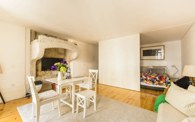 DA'Home - Almada Unique Apartment