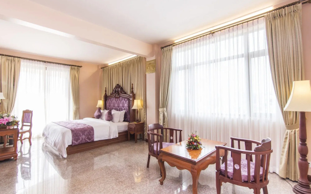 Phnom Penh Era Hotel