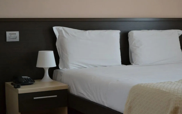 Cornelle Hotel