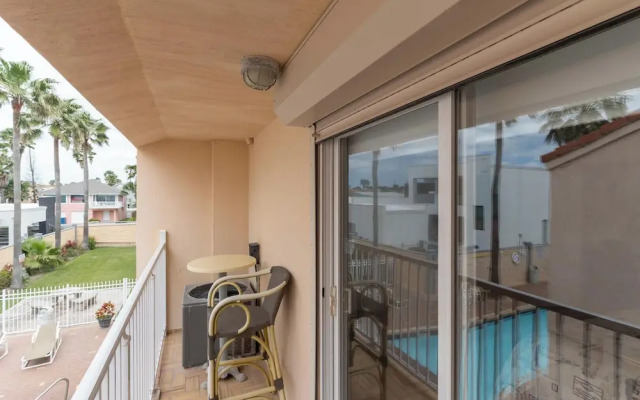2-story Condo Next to Beach w/ Ocean Views!