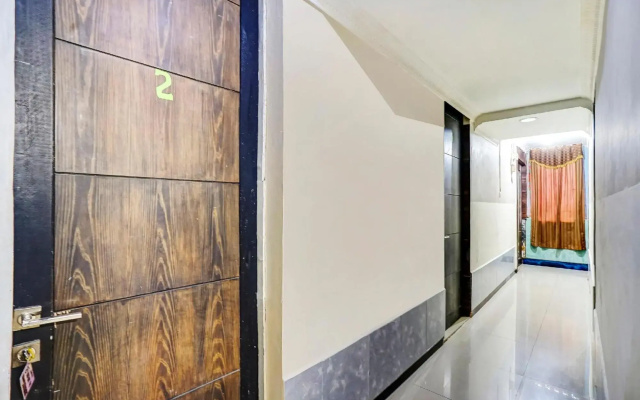 OYO 90161 Hotel Lendosis Pipa Reja Angkatan 66