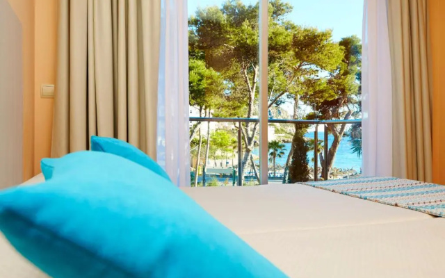 Universal Aquamarin Beach Houses