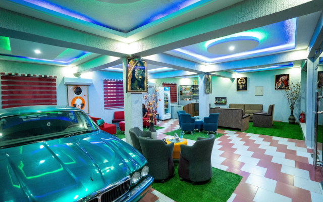 Eastern Plus Hotel