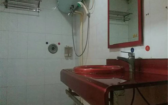 Xiaoli Express Inn