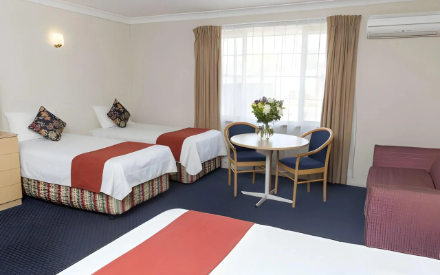 Bathurst Motor Inn