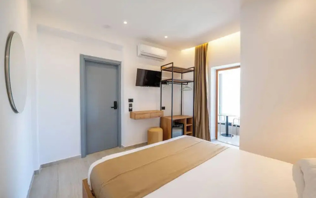 Hotel ENAD