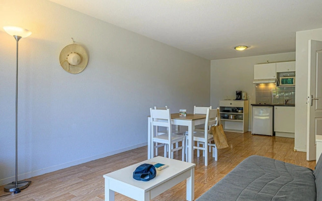 Apartment Stay for 4 in Plescop