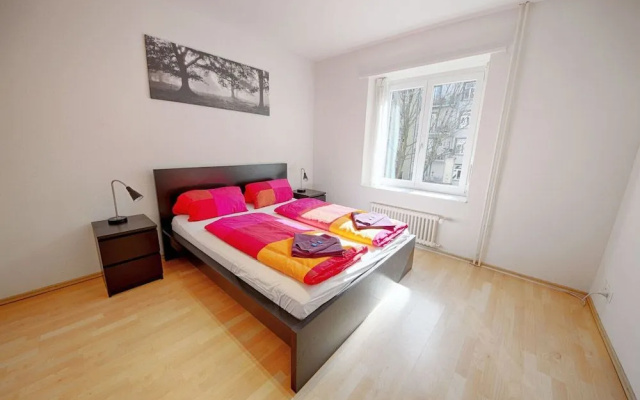 Hitrental Stauffacher Apartments