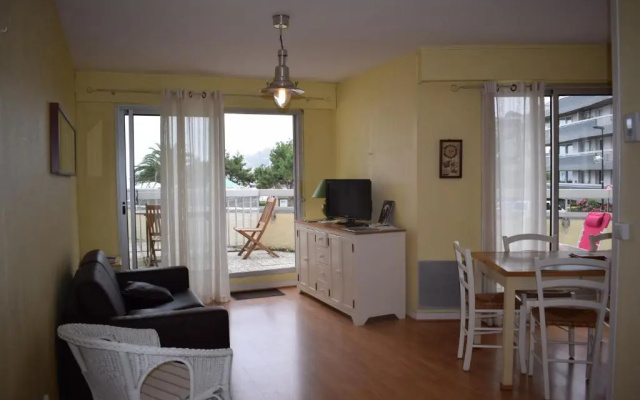 Appartement rénové situé plage de Trestraou à PERROS-GUIREC - Réf 857