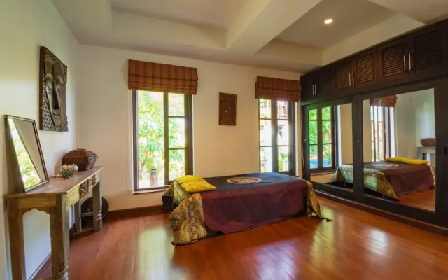 Beautiful 4 Bedroom Bali Style Villa S4