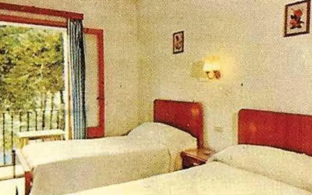 Pension Baleares