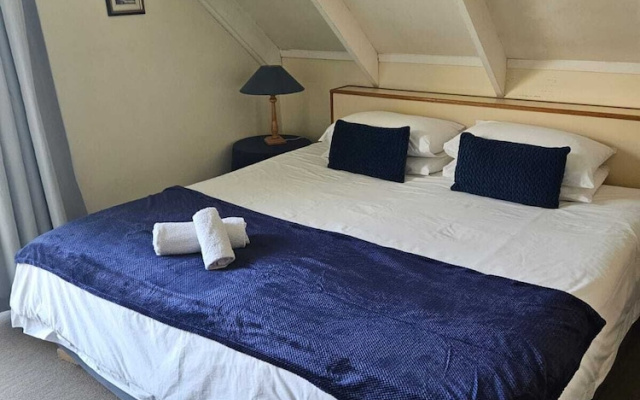 Waterfront Accomodation