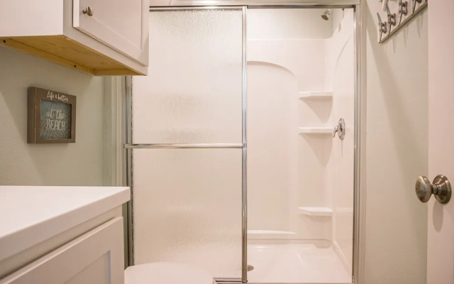 Hammerhead 2 Bedroom Home