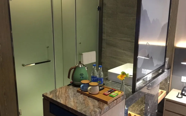 Life Hotel Sha Yong Metro Station