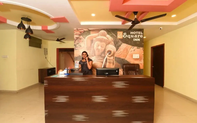 B Square Inn By OYO Rooms