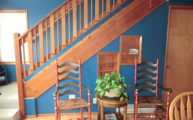 The Crows Nest