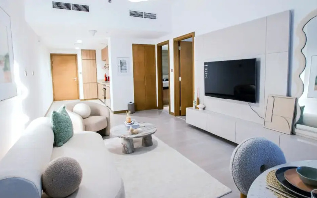 Elegance 1BR Luxury at Missoni