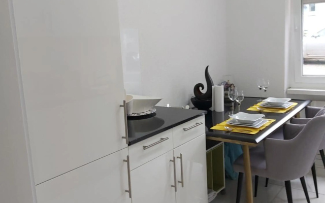 Royal Apartment EIBL 02