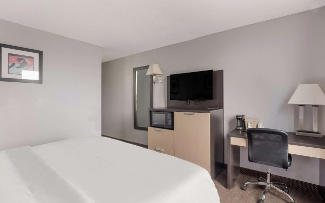 Quality Inn Alice