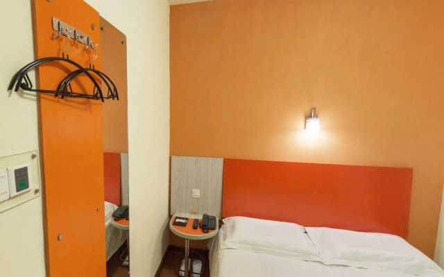 Homeinns AiFeel Hotel (Shanghai Ninth People’s Hospital Lujiabang Road Metro Station)