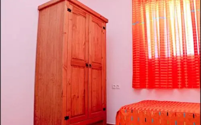Bungalow en Conil con piscina