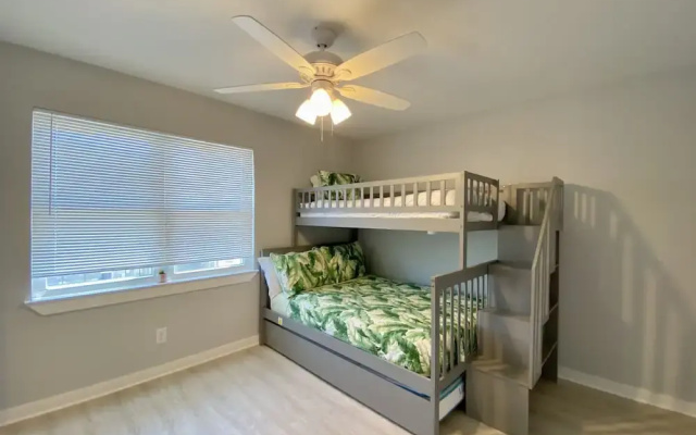 Sand Dollar Condo by ALBVR