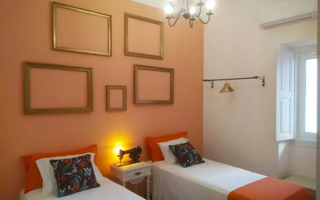 Casa c/ Piscina e Terraço em Faromystay