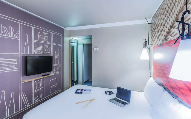 ibis Porto Gaia