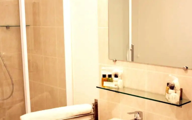 Apartment With 2 Bedrooms in Thollon-les-mémises, With Wonderful Lake