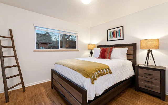 Urban Oasis Near Old Town & Pvh – Dog Friendly!