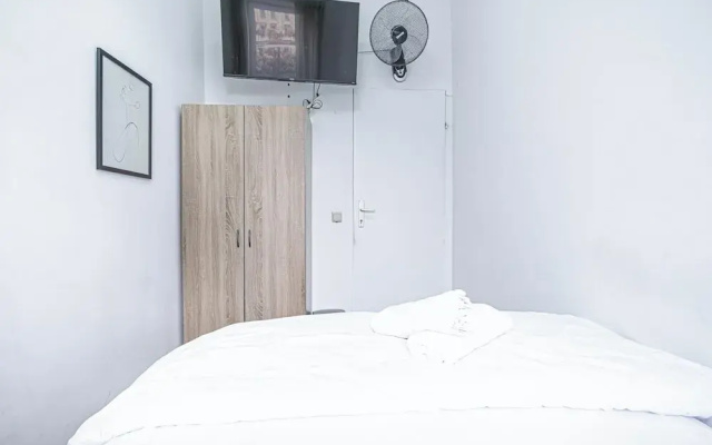 Cozy Room Shared Apt Millennium Tower