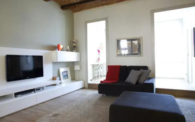 BarcelonaForRent Urban Central Suites