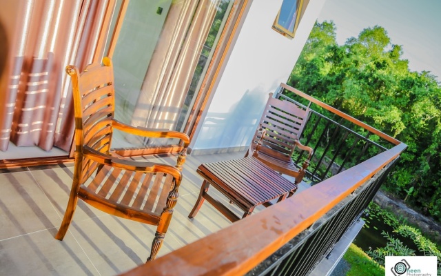 Shades Resort and Villa