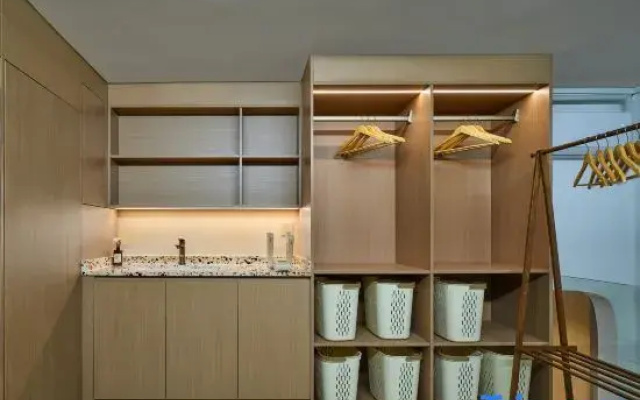 Guangzhou Yumu Curie Hotel (Panyu Aeon Mall)