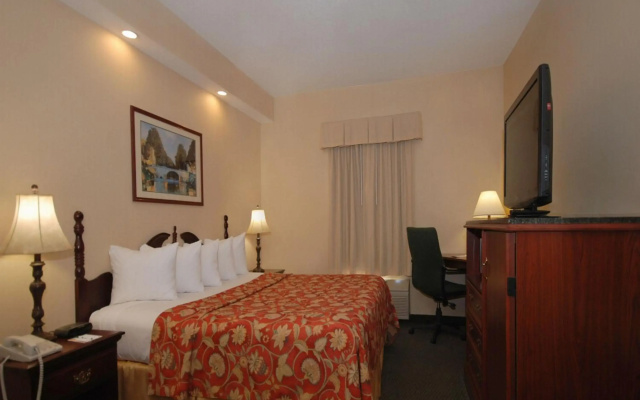 Quality Inn Greeneville - Tusculum