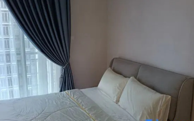 Trellis Residences (5 min to RTS and CIQ)