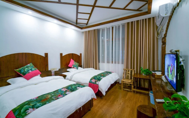 Floral Hotel · Zhangjiajie in the spring hotel (Wulingyuan National Forest Park store)