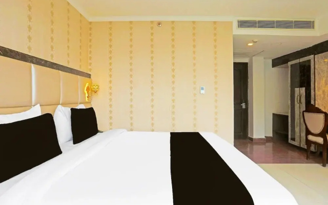 Stylish Room With Mesmerizing View Dharamshala