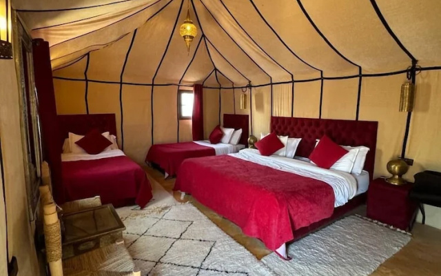 erg Chebbi sahara camp