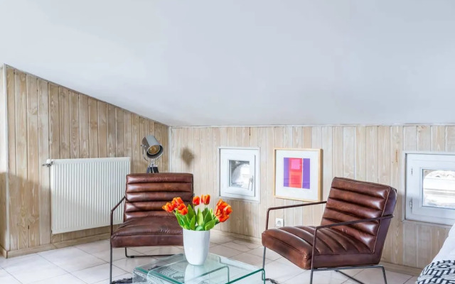 Lovely Attic Studio in Capucins