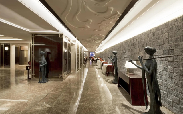 Sheraton Shanghai Hongkou Hotel