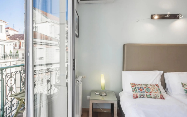 LV Premier Baixa PR Elevator, Balcony, AC, View