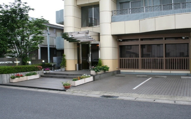 hotelImage