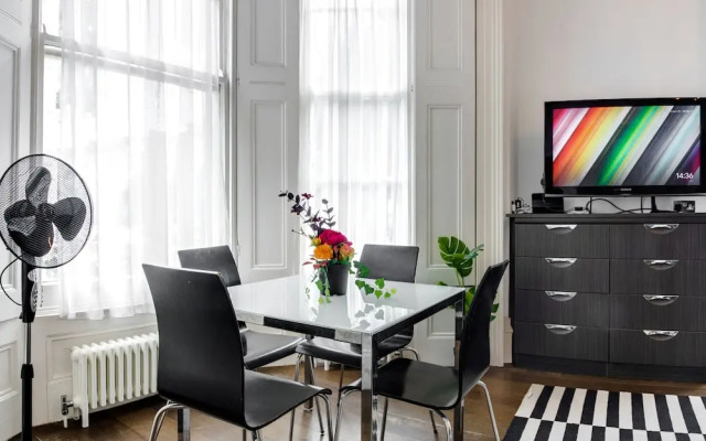 Large Studio Apartment Central London