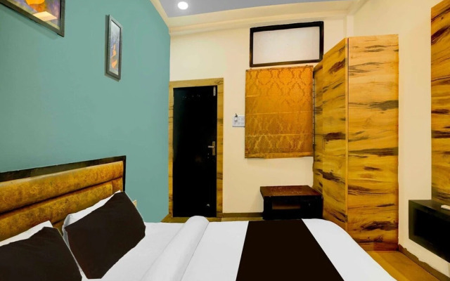 Hotel O Vrindavan Palace Colony